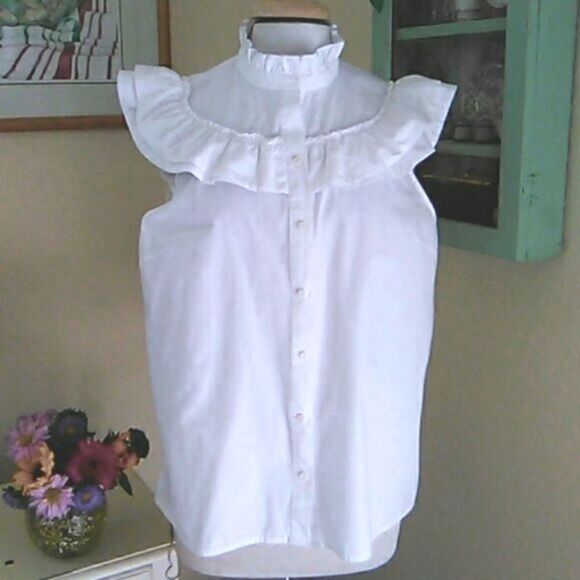 H & M White Ruffly Blouse - Picture 1 of 7